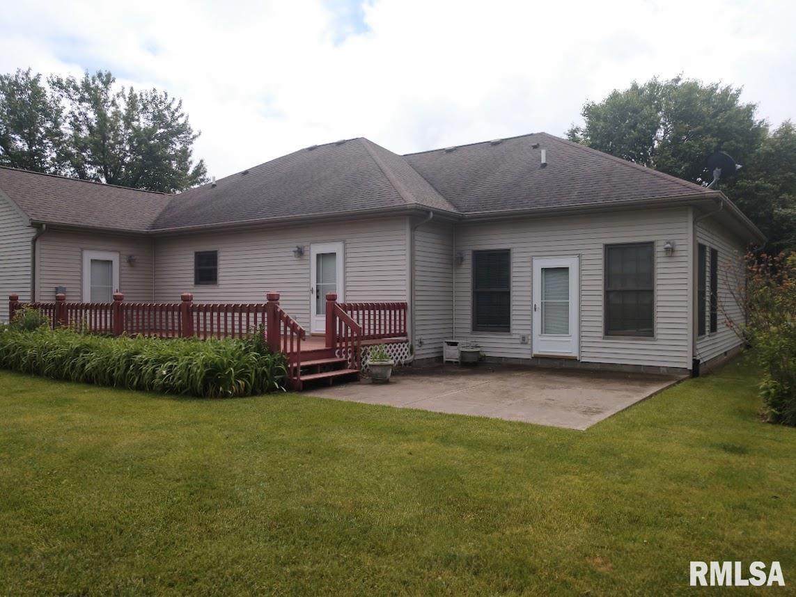 219 North County Line Road Virden, IL 62690 - Photo 6 of 28