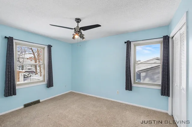 $419,900 | 2155 Aaronsway Court Northeast, Belmont, MI 49306