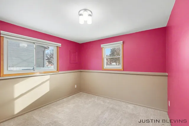 $419,900 | 2155 Aaronsway Court Northeast, Belmont, MI 49306