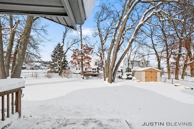 $419,900 | 2155 Aaronsway Court Northeast, Belmont, MI 49306