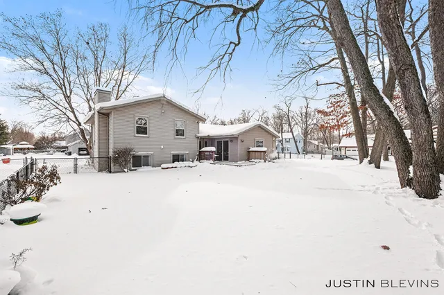 $419,900 | 2155 Aaronsway Court Northeast, Belmont, MI 49306