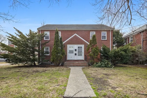$3,100 | 18-20 Payne Road, Unit 20, Newton, MA 02461