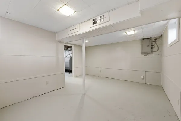 $3,100 | 18-20 Payne Road, Unit 20, Newton, MA 02461