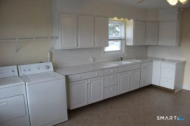 $1,600 | 32 Ledyard Avenue, Unit 2, Groton, CT 06340