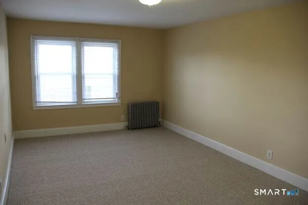 $1,600 | 32 Ledyard Avenue, Unit 2, Groton, CT 06340