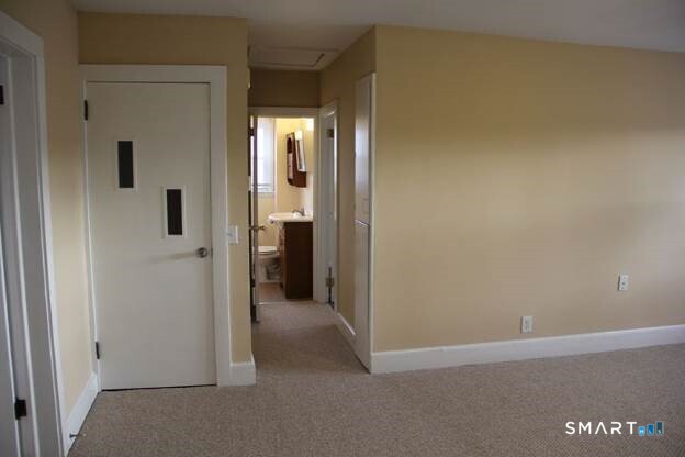 32 Ledyard Avenue, Unit 2 Groton, CT 06340 - Photo 8 of 12