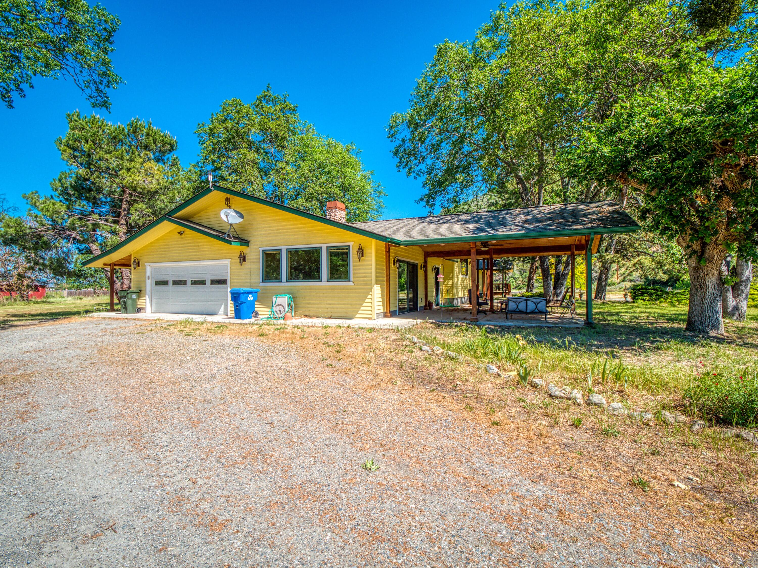 17777 North Applegate Road Grants Pass, OR 97527 - Photo 7 of 104 Side 1
