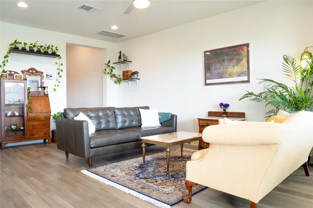 $365,000 | 18313 Anicio Gallo Drive, Pflugerville, TX 78660