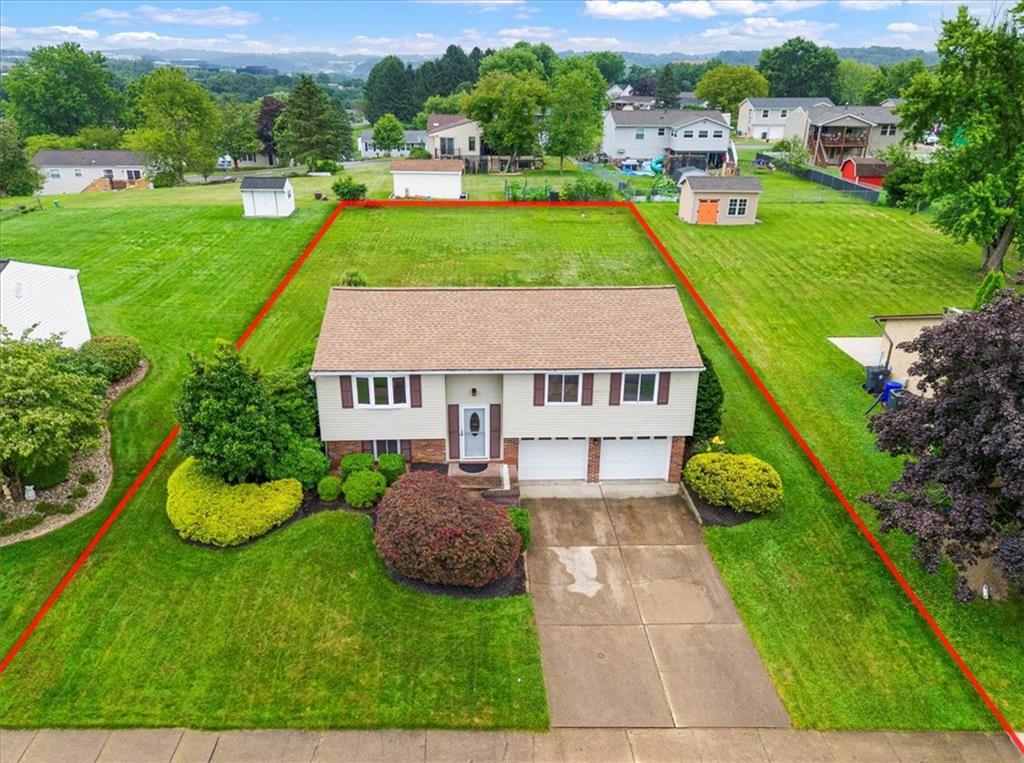 182 Old Ridge Road Coraopolis, PA 15108 - Photo 4 of 29 Gallery Image 4