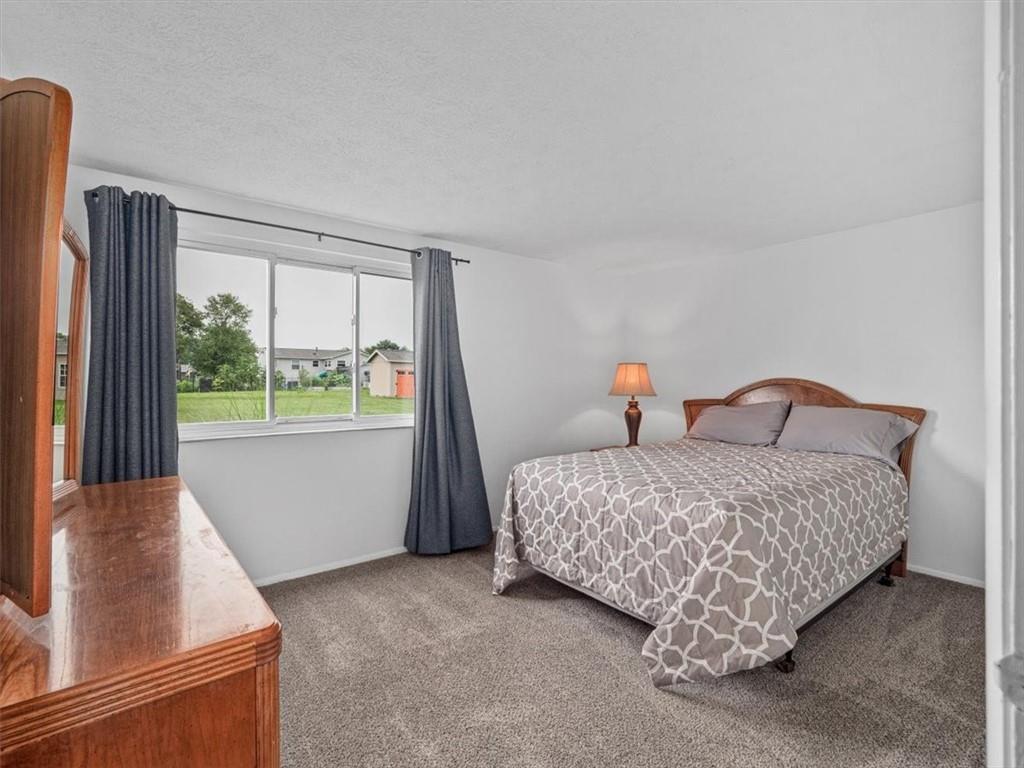 182 Old Ridge Road Coraopolis, PA 15108 - Photo 8 of 29 Gallery Image 8