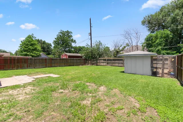 $1,700 | 11030 Hayslip Lane, Houston, TX 77041