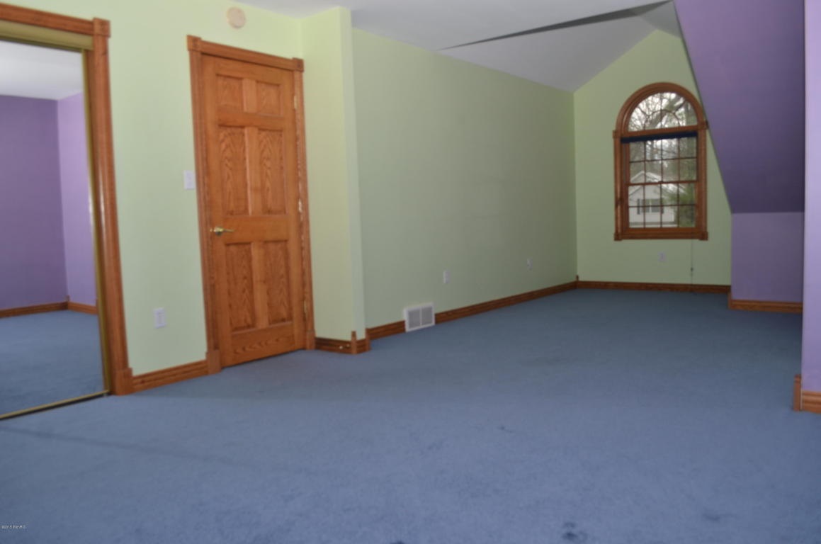 1479 Yoder Road Manistee, MI 49660 - Photo 40 of 54 1809132-39.JPG