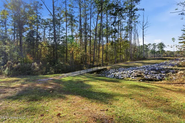 $425,000 | 26 East Yellowstone Road, Hattiesburg, MS 39402