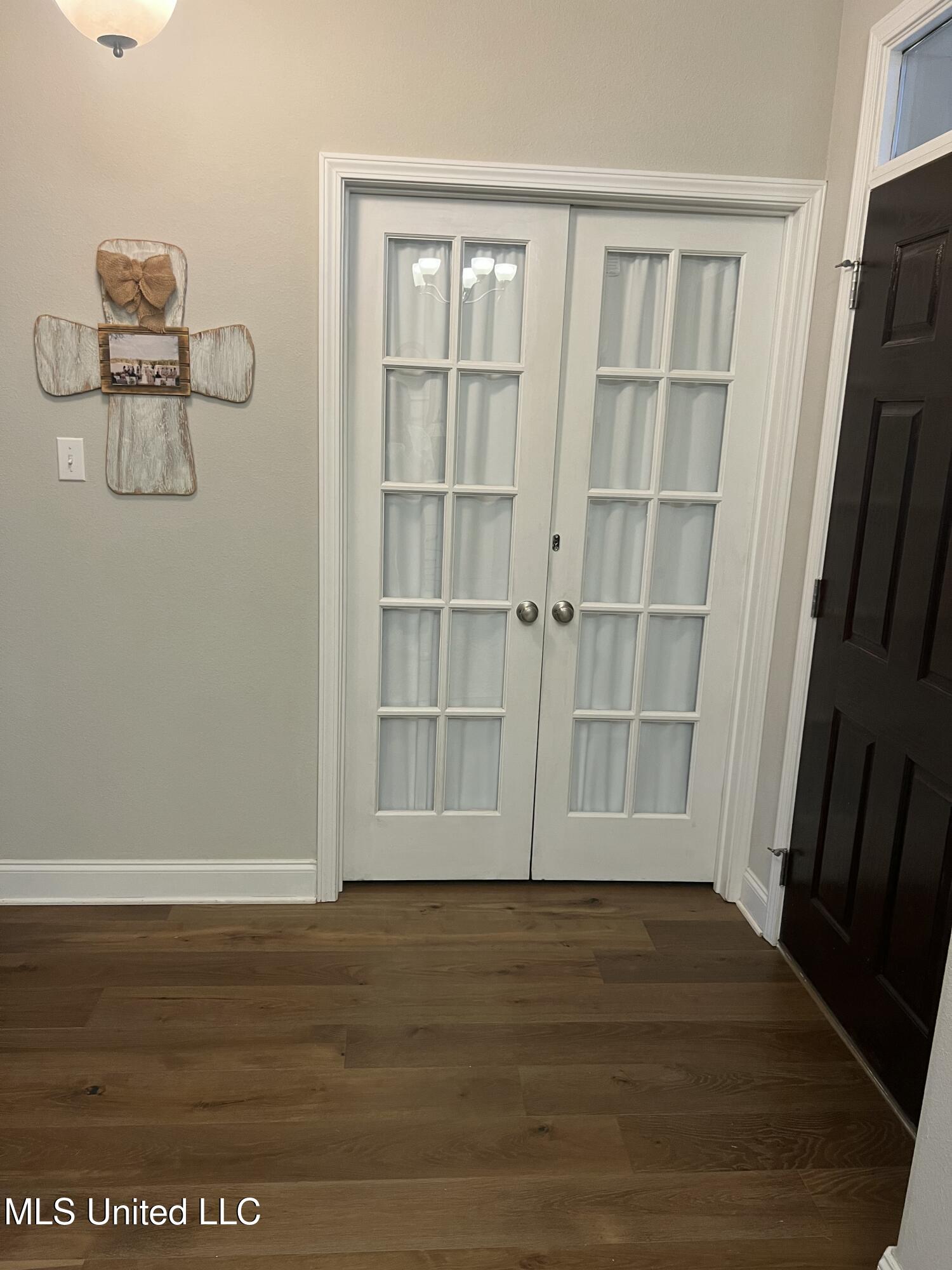 26 East Yellowstone Road Hattiesburg, MS 39402 - Photo 6 of 42 IMG_4940