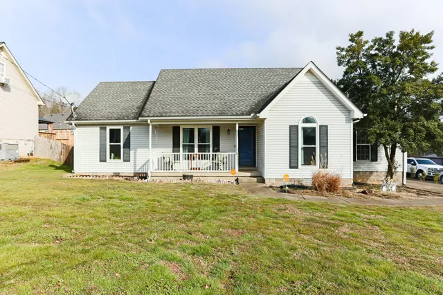 $375,000 | 1111 Gardendale Drive, Murfreesboro, TN 37130