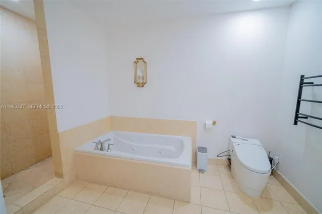 $4,300 | 20000 East Country Club Drive, Unit 409, Aventura, FL 33180