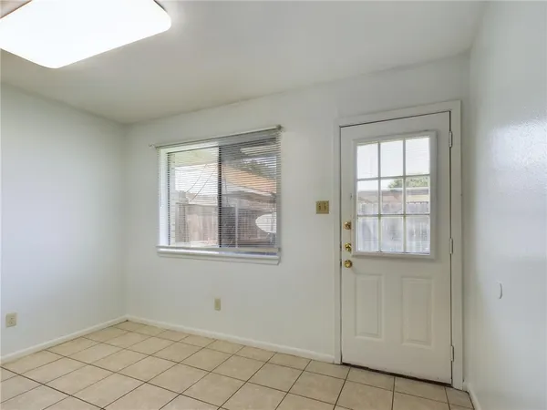 $1,250 | 1601 George Bush Drive East, Unit B, College Station, TX 77840