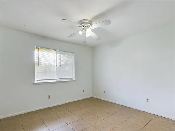 $1,250 | 1601 George Bush Drive East, Unit B, College Station, TX 77840