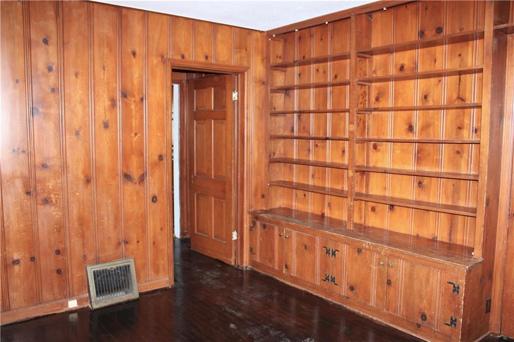 2003 South Elm Street Pittsburg, KS 66762 - Photo 11 of 29