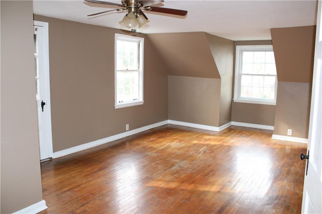 2003 South Elm Street Pittsburg, KS 66762 - Photo 16 of 29