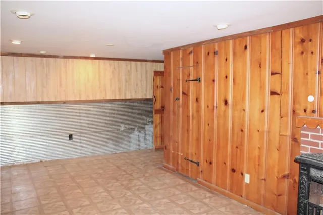 $225,000 | 2003 South Elm Street, Pittsburg, KS 66762