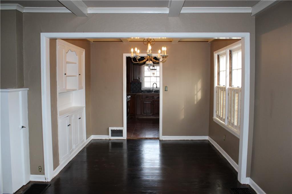 2003 South Elm Street Pittsburg, KS 66762 - Photo 6 of 29