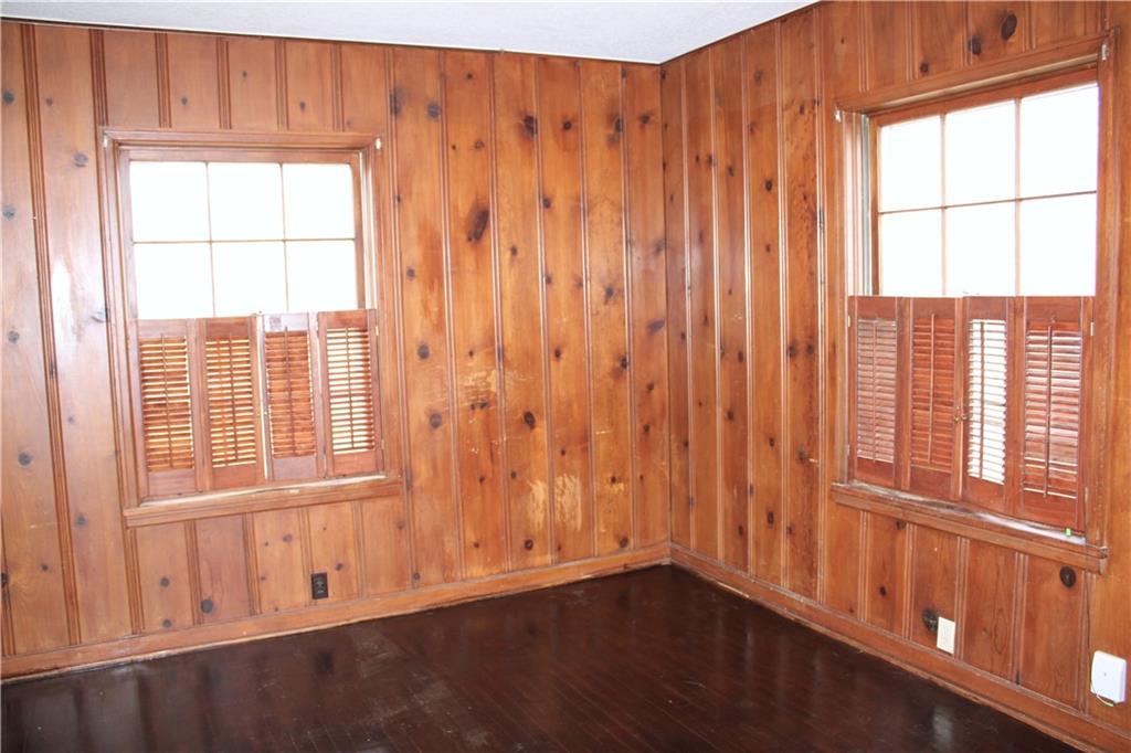 2003 South Elm Street Pittsburg, KS 66762 - Photo 10 of 29