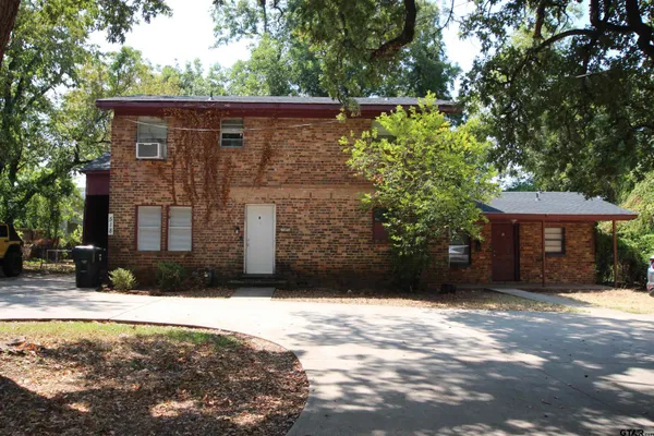 $775 | 518 West Charnwood Street, Unit A, Tyler, TX 75701