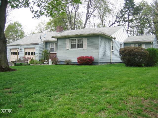 44 Oak Ridge Gate Danbury, CT 06810 - Photo 1 of 1 Gallery Image 1