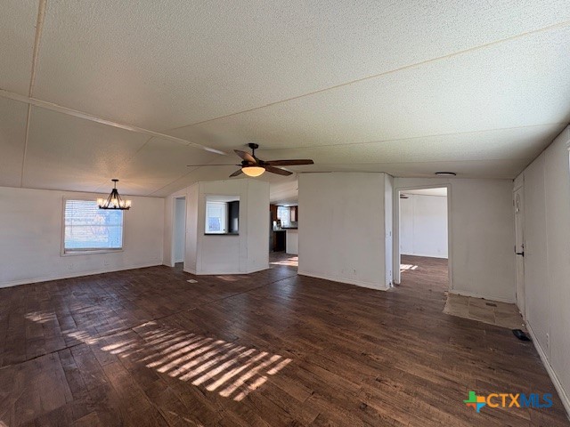 590 Lee Street Victoria, TX 77905 - Photo 4 of 30