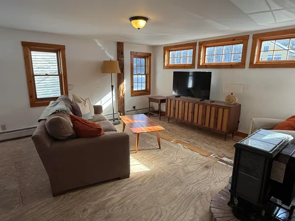 $420,000 | 838 Main Street, Warren, VT 05674