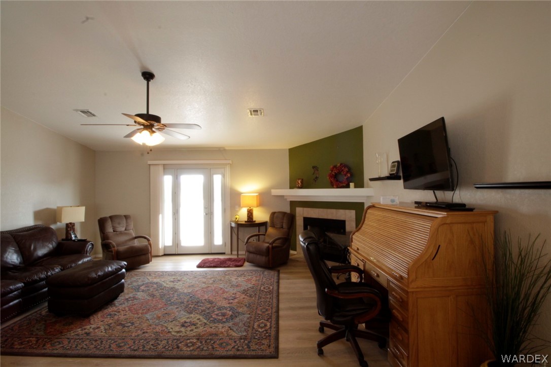 4062 San Mateo Road Bullhead City, AZ 86429 - Photo 4 of 16 Gallery Image 4