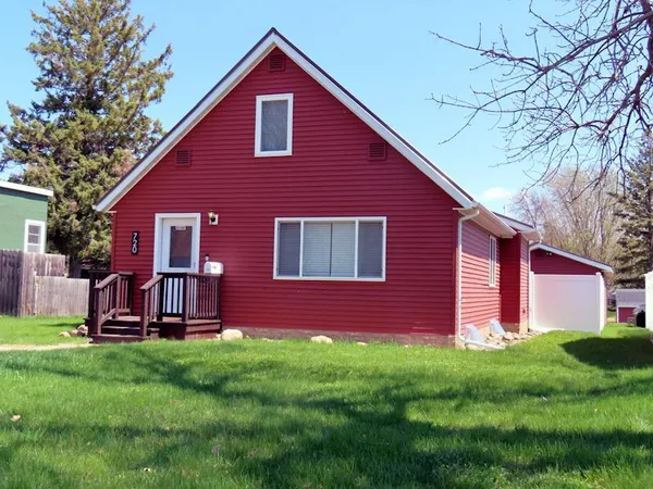 $164,000 | 720 St Paul Avenue South, Thief River Falls, MN 56701
