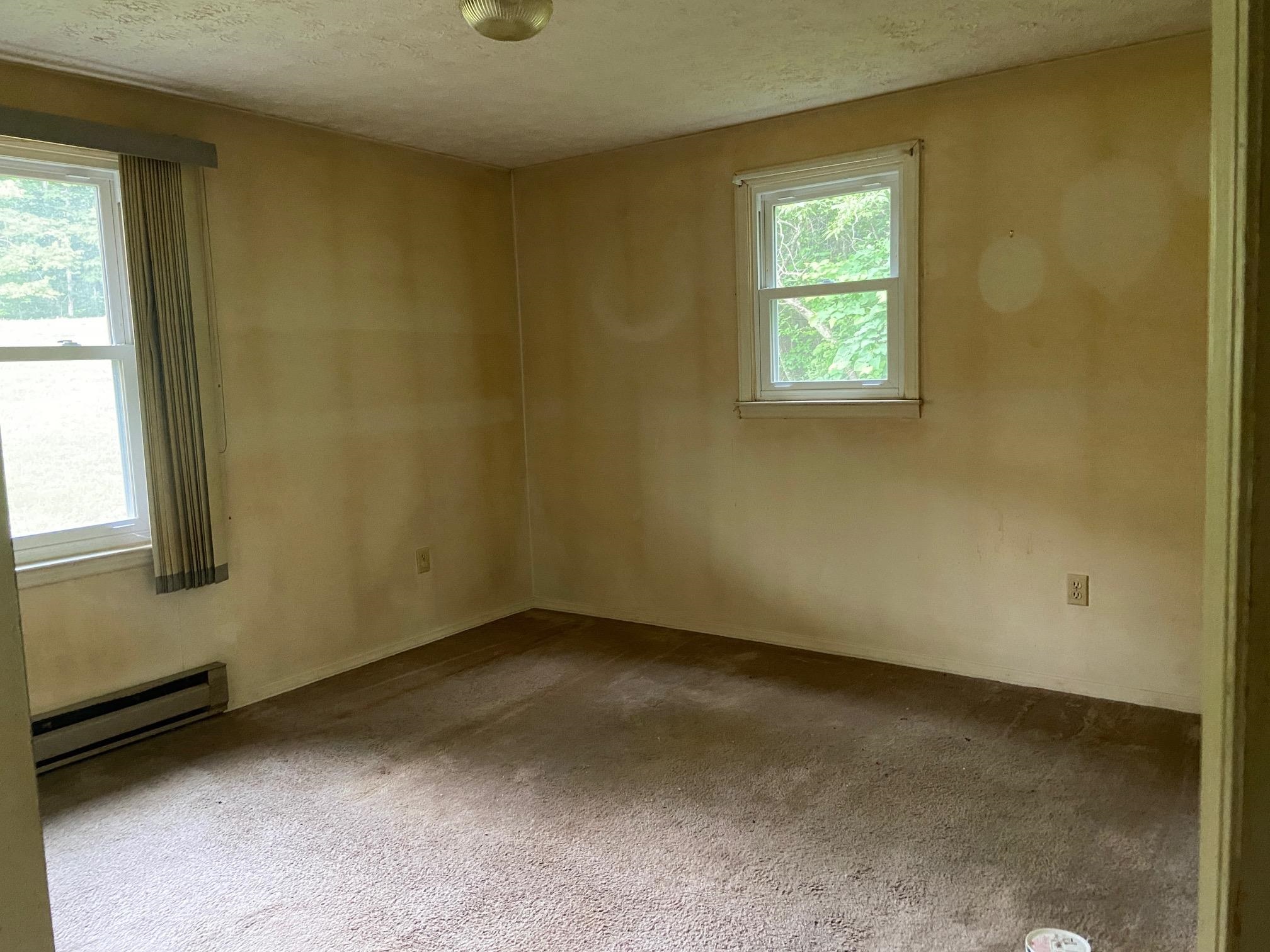 121 Mountain View Terrace Road Hot Springs, VA 24445 - Photo 10 of 11 Bedroom 3