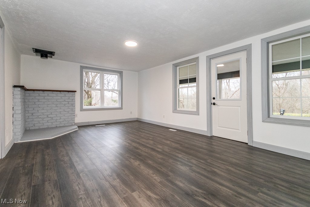 7720 North Wiswell Road Windsor, OH 44099 - Photo 16 of 37 Gallery Image 16