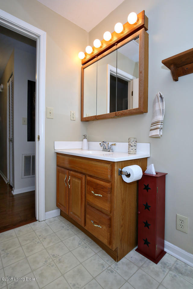 865 Flatlick Road Mount Washington, KY 40047 - Photo 12 of 29 Bath