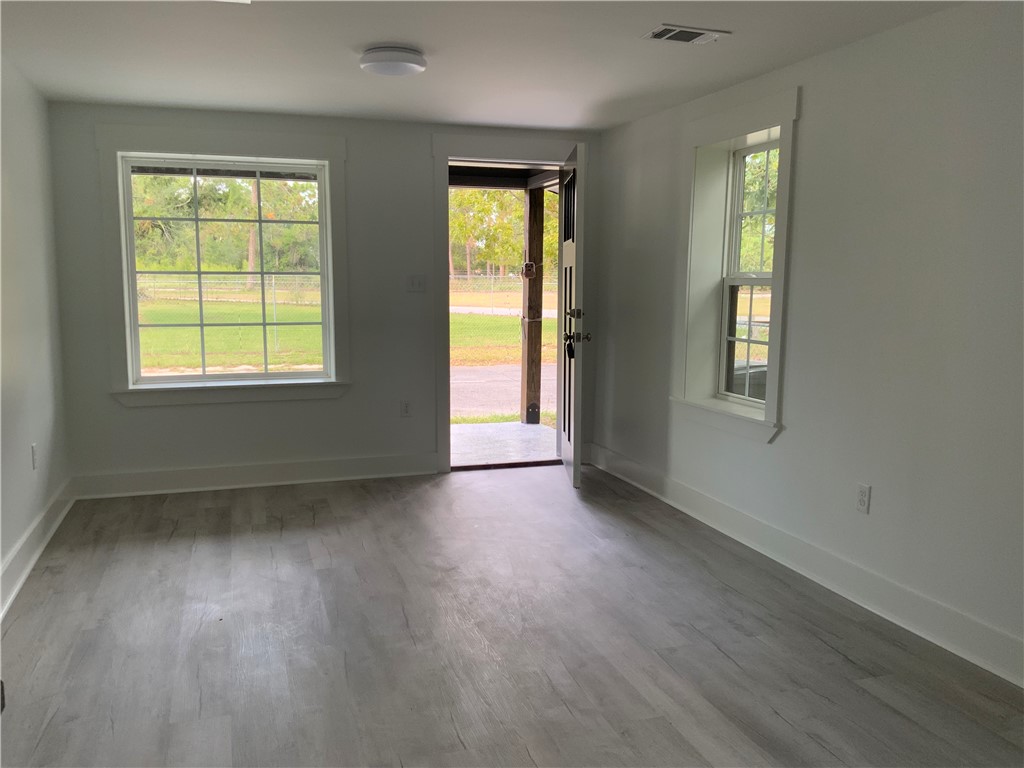 1027 Robert Street Waycross, GA 31501 - Photo 12 of 18