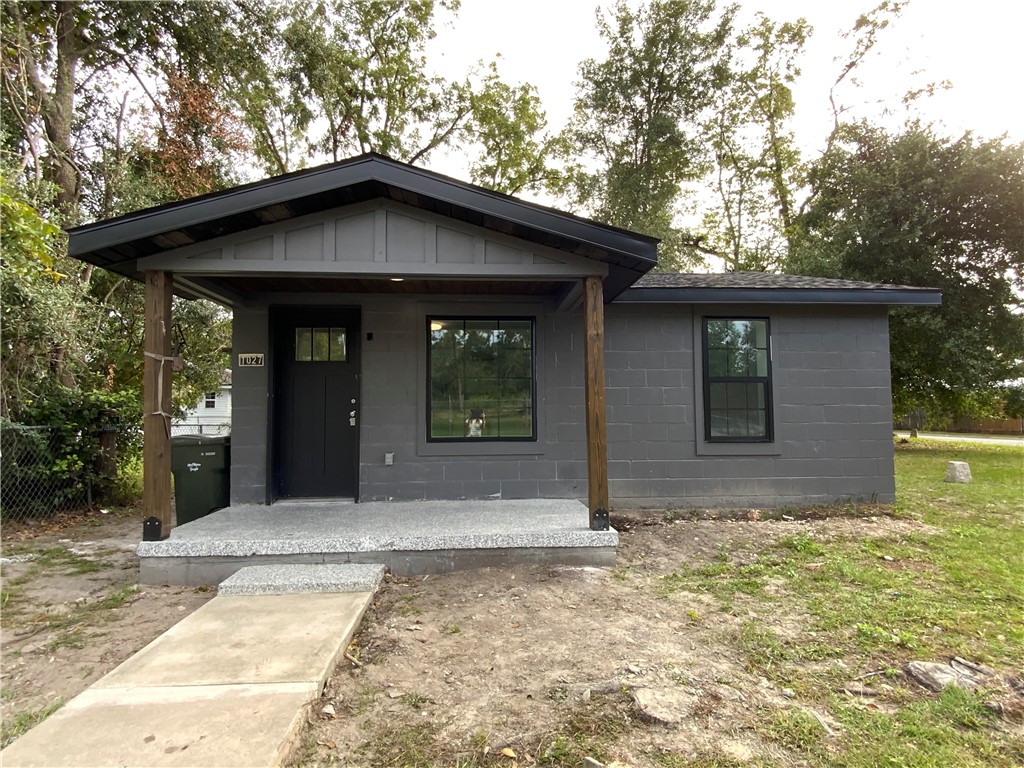 1027 Robert Street Waycross, GA 31501 - Photo 2 of 18