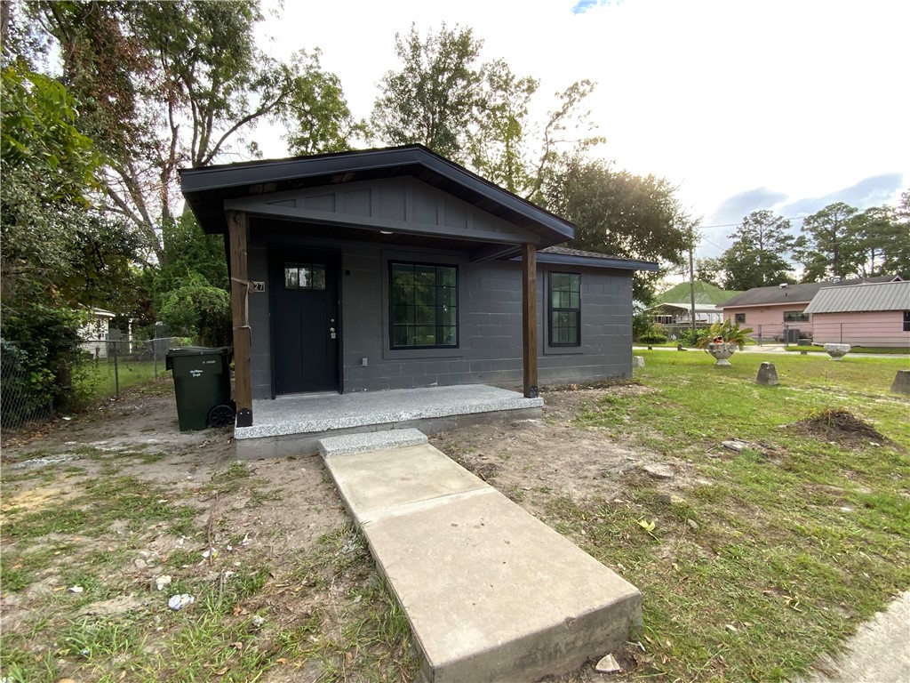 1027 Robert Street Waycross, GA 31501 - Photo 6 of 18