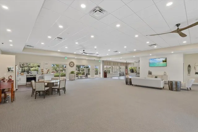 $595,000 | 1424 Gleneagles Drive, Venice, FL 34292