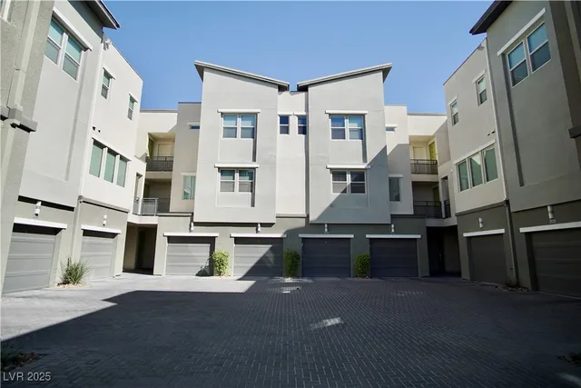 $334,999 | 11250 Hidden Peak Avenue, Unit 305, Las Vegas, NV 89135