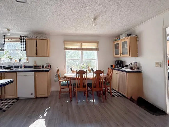 $249,000 | 2201 Metro Drive, Ruskin, FL 33570