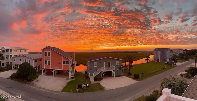 $1,199,000 | 419 40th Street, Sunset Beach, NC 28468