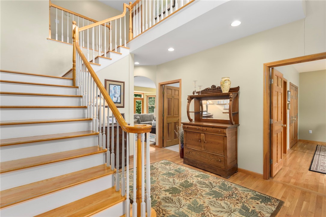 35 Great Road Barrington, RI 02806 - Photo 5 of 37