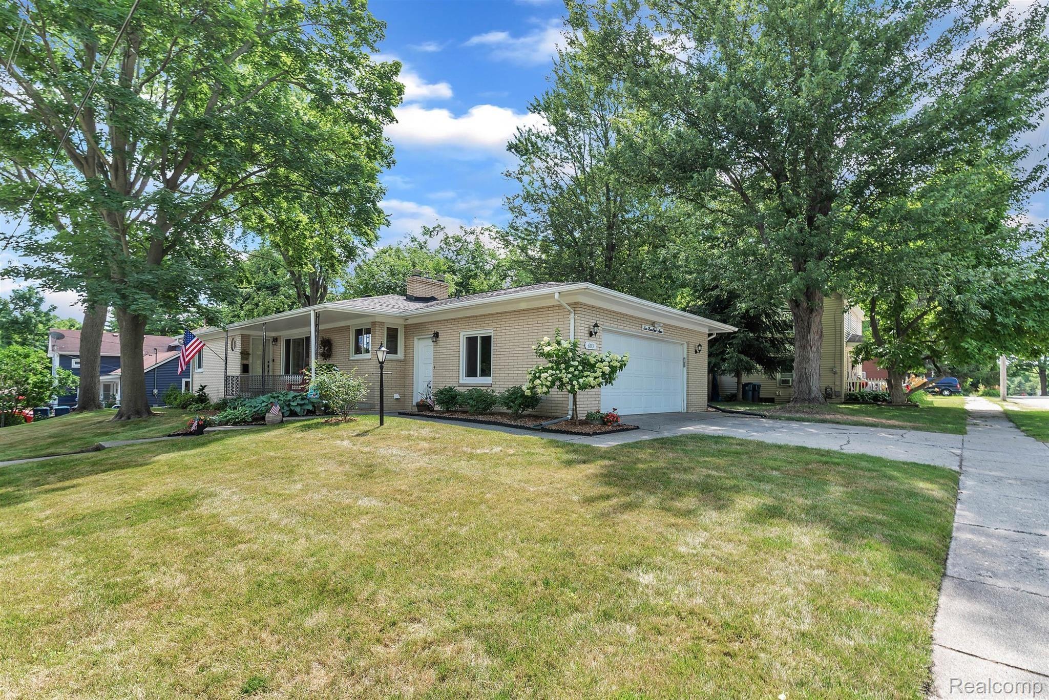 603 Hickory Street Fenton, MI 48430 - Photo 45 of 50 04-603 Hickory St -WindowStill-Real.jpg
