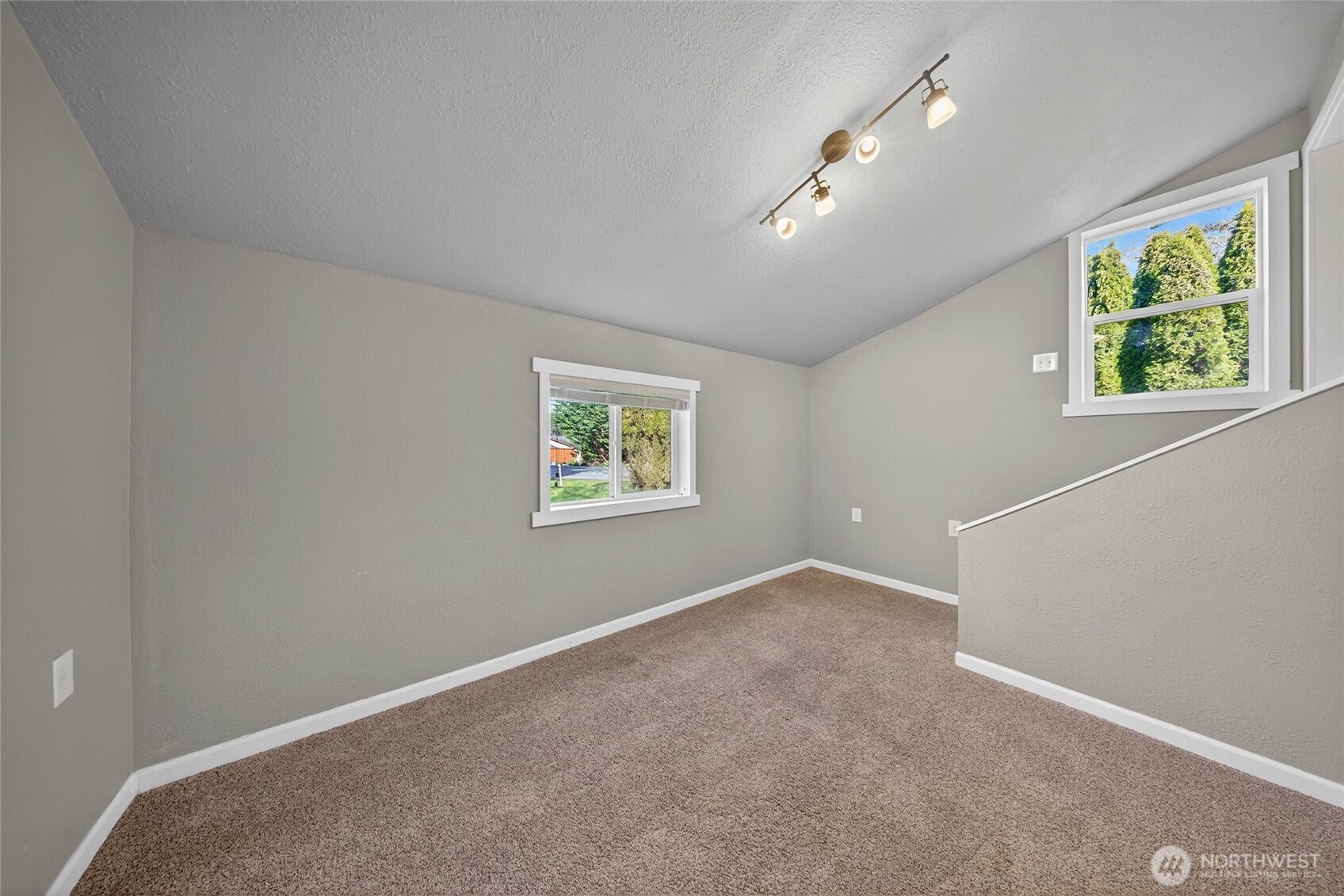523 Kloshe Way La Conner, WA 98257 - Photo 18 of 39