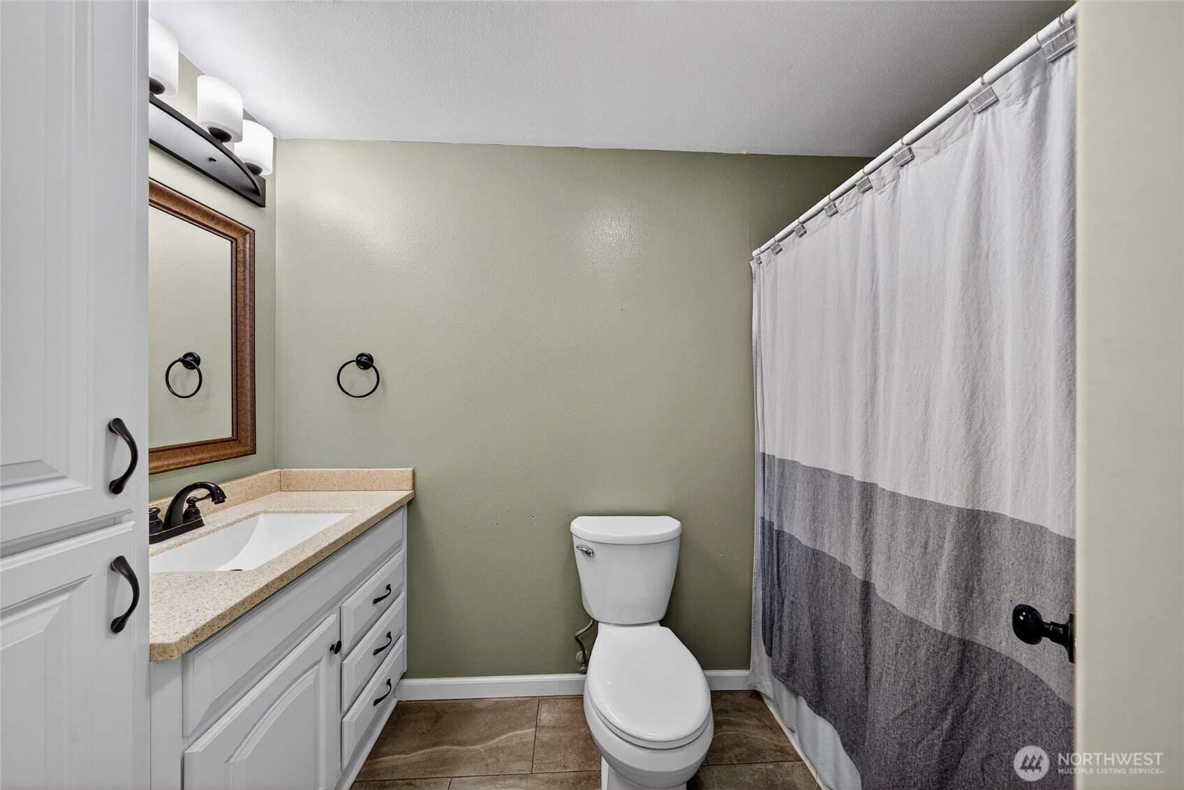 523 Kloshe Way La Conner, WA 98257 - Photo 32 of 39