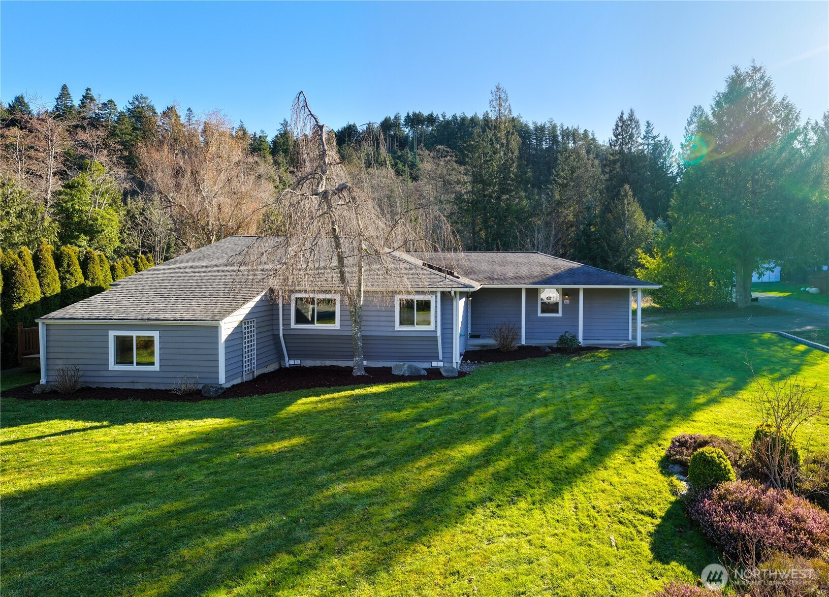 523 Kloshe Way La Conner, WA 98257 - Photo 4 of 39