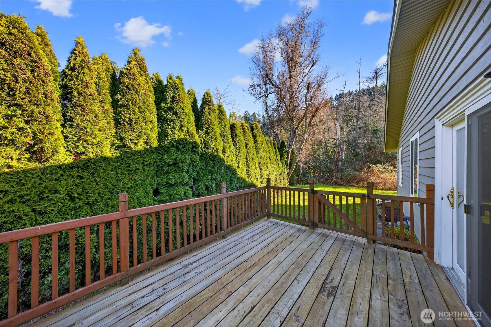 523 Kloshe Way La Conner, WA 98257 - Photo 5 of 39