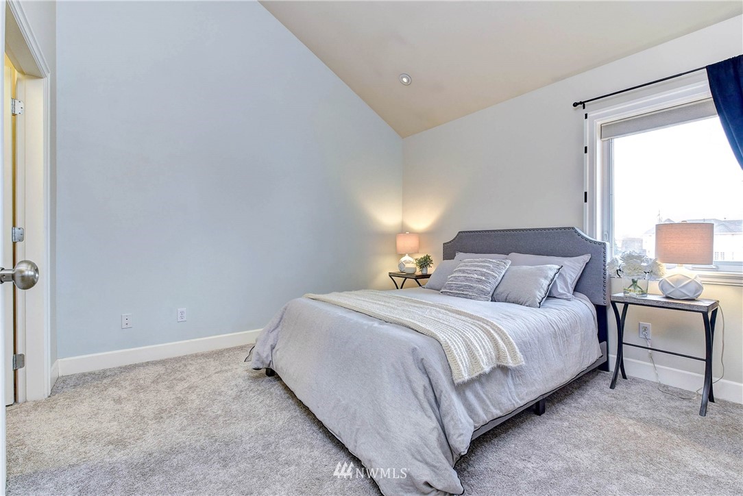 3315 Rockefeller Avenue, Unit 6 Everett, WA 98201 - Photo 11 of 22